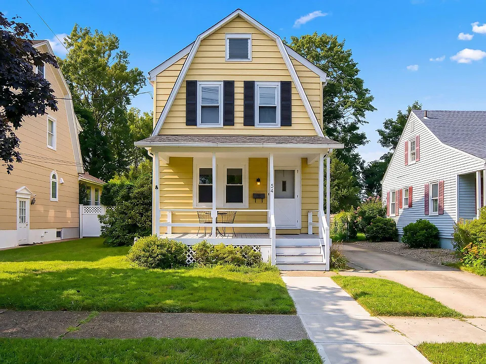 54 Finley Ave