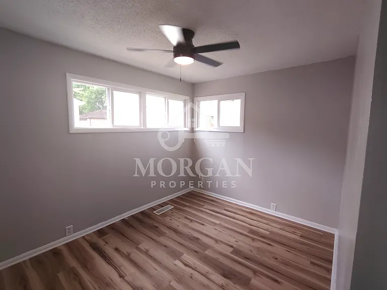 2717 Crystal St — Photo 6
