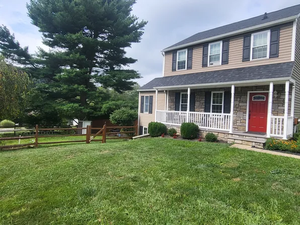 1216 Vermont Ln, Downingtown, PA 19335