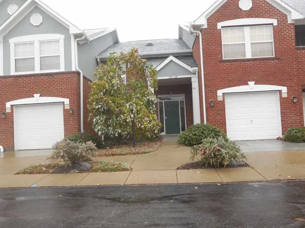 329 Deepwoods Dr, Highland Heights, KY 41076