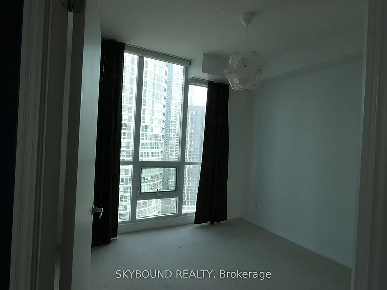 16 Yonge St #2802 — Photo 28