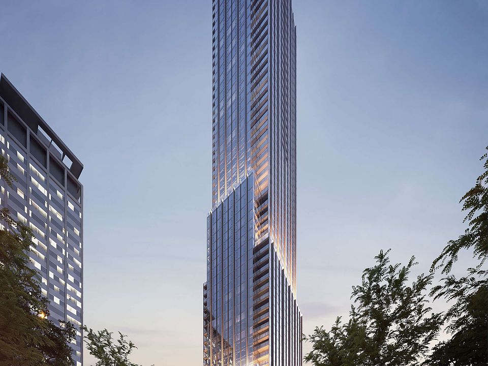 1st image of 11 Yorkville Ave #4406