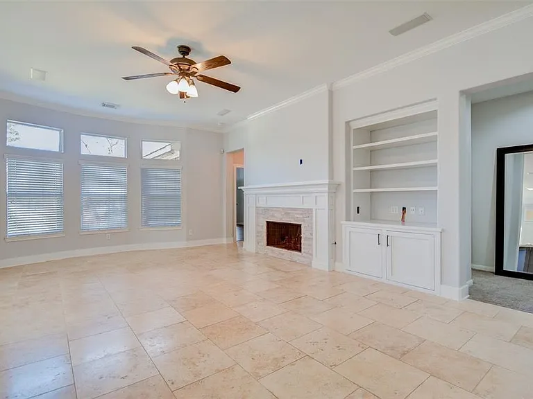 214 Spring Lakes Hvn — Photo 12