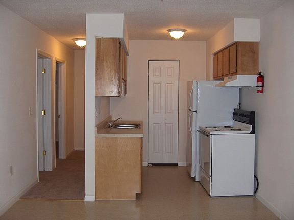 2nd image of 3553 E Manhattan Blvd APT 9