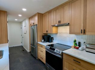 12260 SW Foothill Dr, Portland, OR 97225
