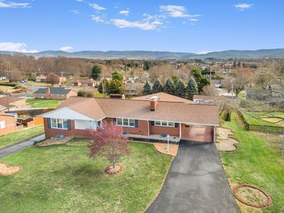 81 Avon Ave, Waynesboro, VA, 22980