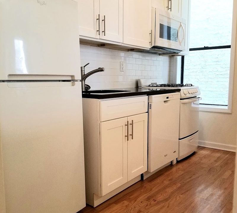 1st image of 589 Park Pl APT 15