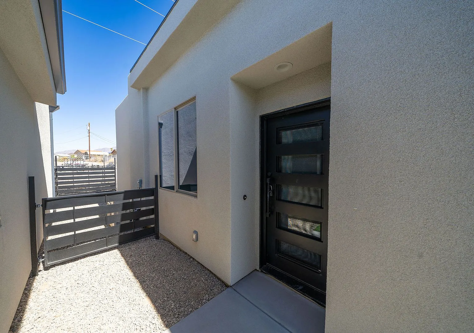 1 Bedroom - 1 Bath Condo — Photo 3