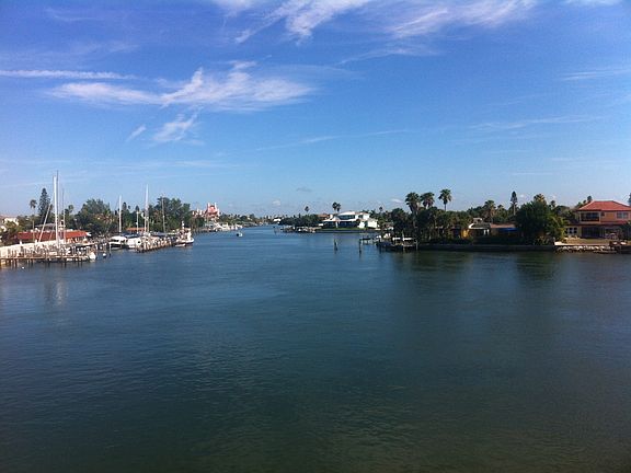 View from VinaDelMar bridge