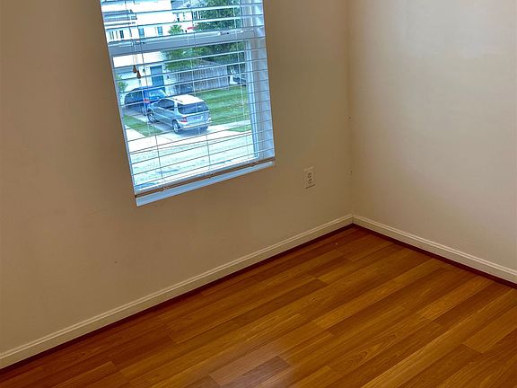 0F4CACF4-194B-4161-943C-22E994A09523