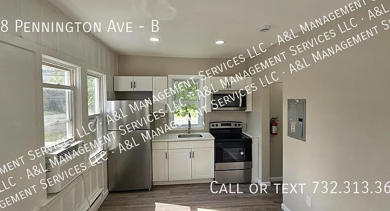 308 Pennington Ave #B — Photo 2