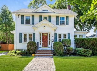 123 Howard St, Melrose, MA 02176