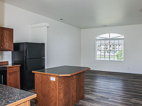 3rd image of 2494 N Tiatan St