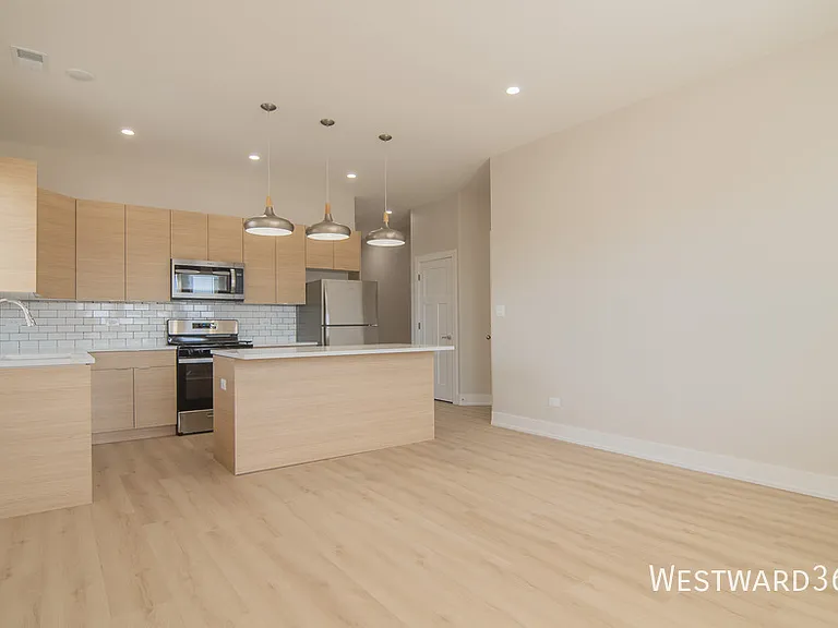 1546 N Homan Ave #3 — Photo 5