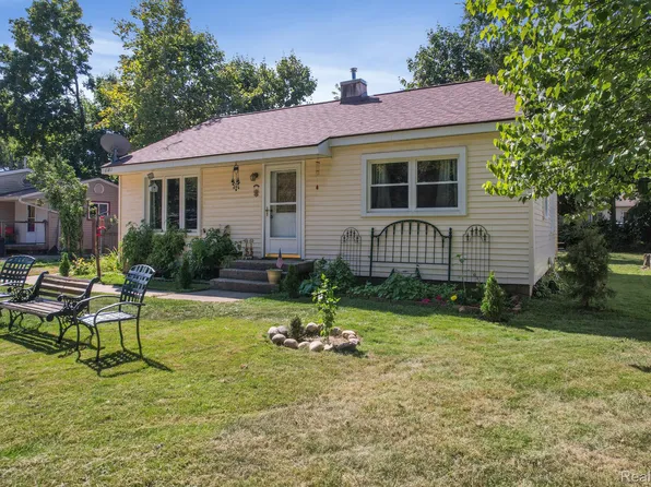 6181 Neilson, Springfield Charter Township, MI 48350