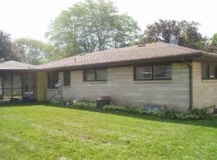209 E High St, Kendallville, IN