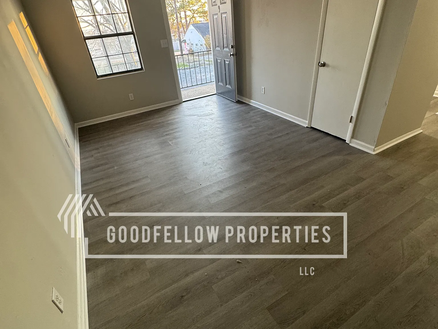 609 N Columbia Ave — Photo 4