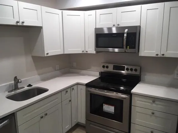 5990 Alder St, Pittsburgh, PA 15232