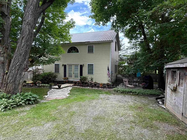 198 Elm Street, Manchester, VT 05255
