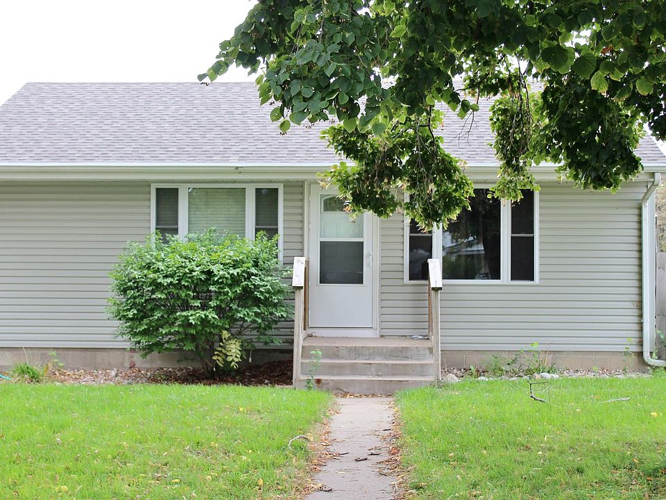 1st image of 2909 Dakota Ave