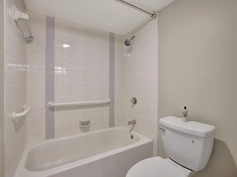 1101 River Reach Dr #415 — Photo 18
