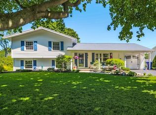 170 Meadowbriar Rd, Rochester, NY 14616