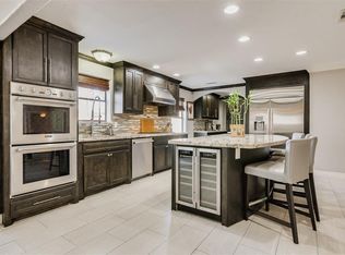 9758 Tappenbeck Dr, Houston, TX 77055