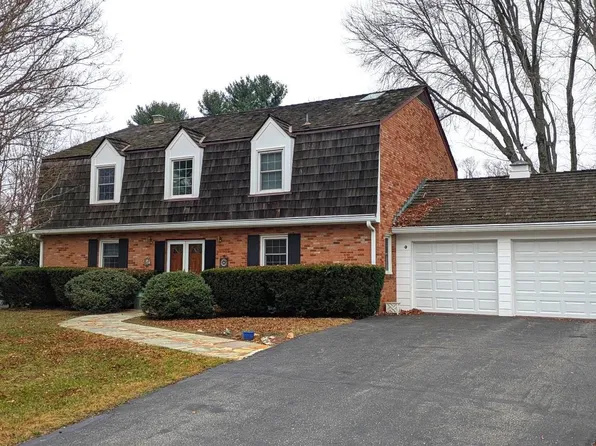 3713 King William Dr, Olney, MD 20832