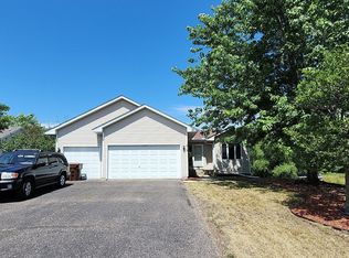 319 Mindy Ln, Montrose, MN 55363