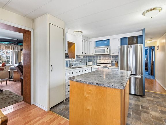 5th image of 2885 Boys Rd #241