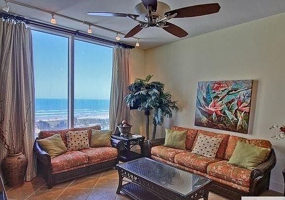 4th image of 310A Padre Blvd #701