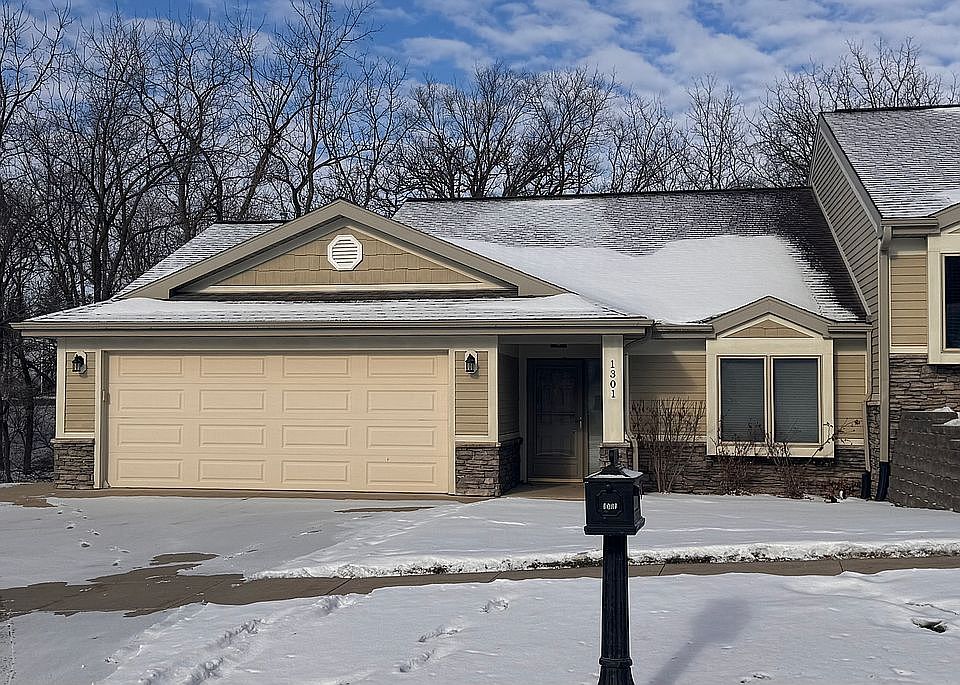 1st image of 1301 Crescent Dr