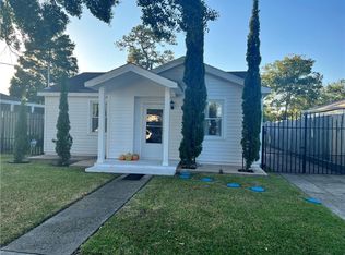 2920 Ivy Pl, Chalmette, LA 70043