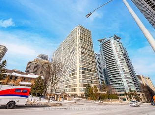 55 Elm Dr W #1201, Mississauga, ON L5B 3Z3