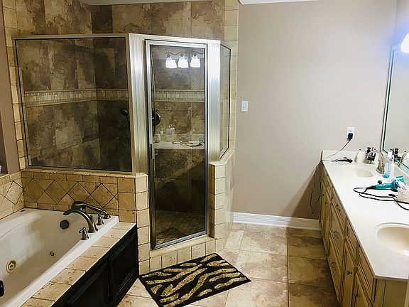 4th image of 308 Jo Lacey Dr