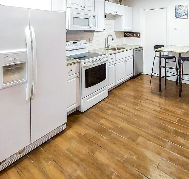710 8th Ave NW #706 — Photo 5