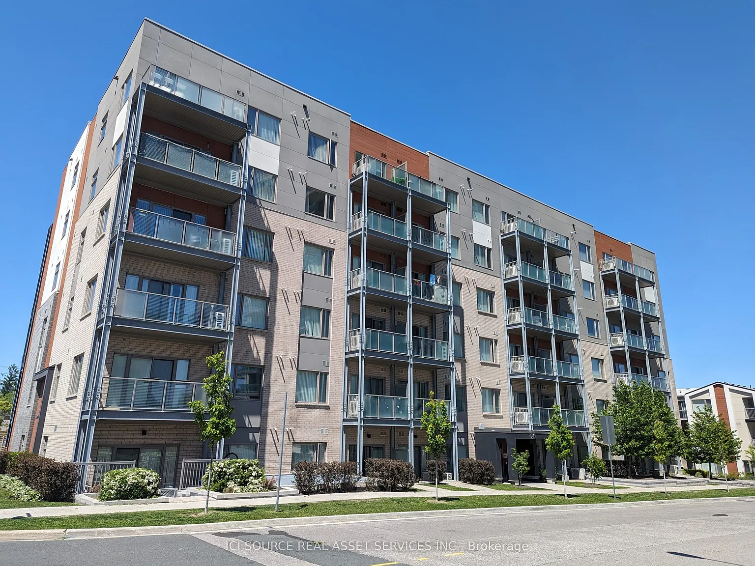 20 Orchid Place Dr — Photo 1