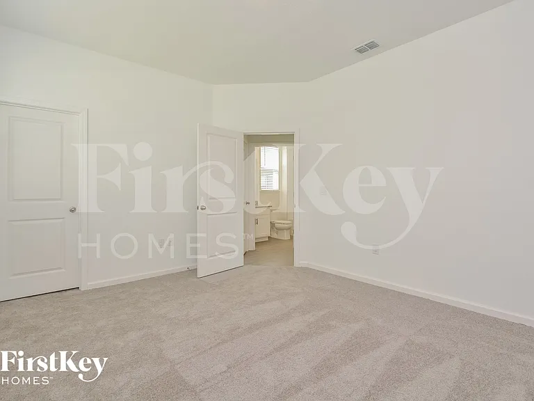 611 Avila Pl — Photo 9