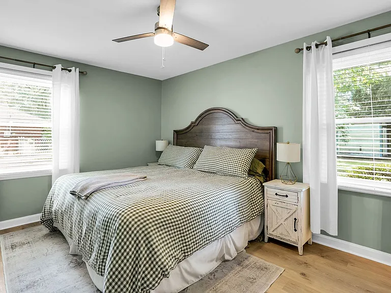 9 Hillyer Dr — Photo 32