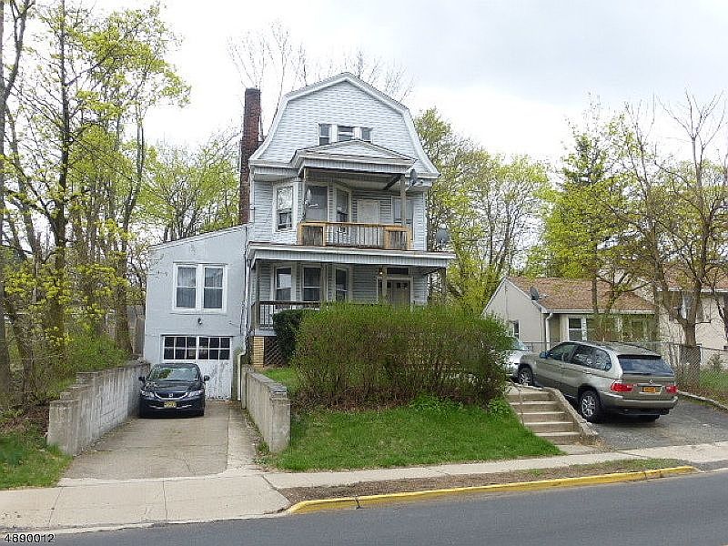 1st image of 132 Roseland Ave