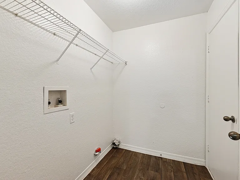 Vista Haven Apartment Homes — Photo 18