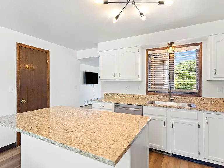2185 Upham St — Photo 13
