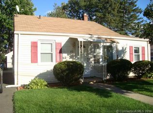 32 Vine Hill Rd, West Hartford, CT 06110