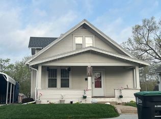 5122 S 40th St, Omaha, NE 68107