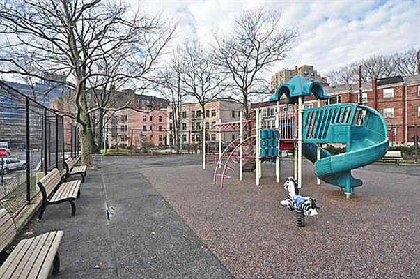 Sold by Chintan Trivedi | media 4