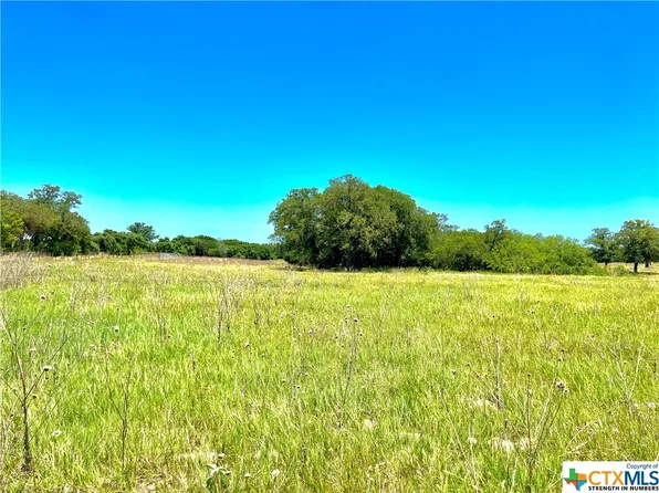 4869 Tenney Creek Rd, Luling, TX 78648