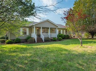5150 Paramount Rd, Pfafftown, NC 27040