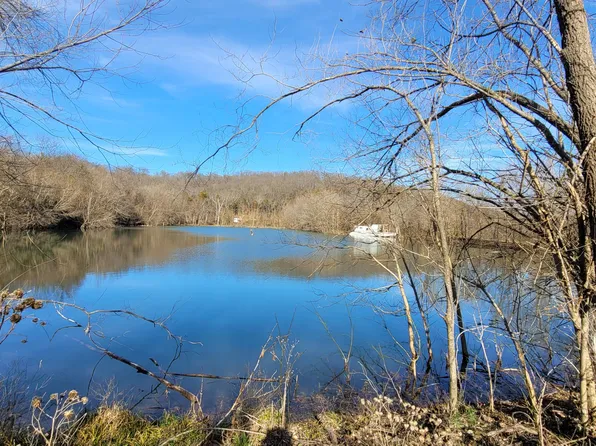 357 E Rolla Street, Hartville, MO 65667