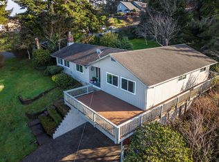 1376 D St, Coos Bay, OR 97420