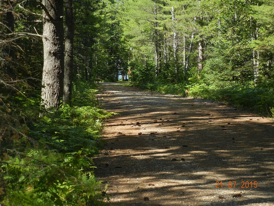 Lots are 400 ft from water